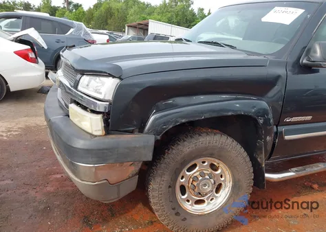 2003 Chevrolet Silverado 2500Hd Ls z USA, uszkodzony, nr VIN 1GCHK29U73E157952